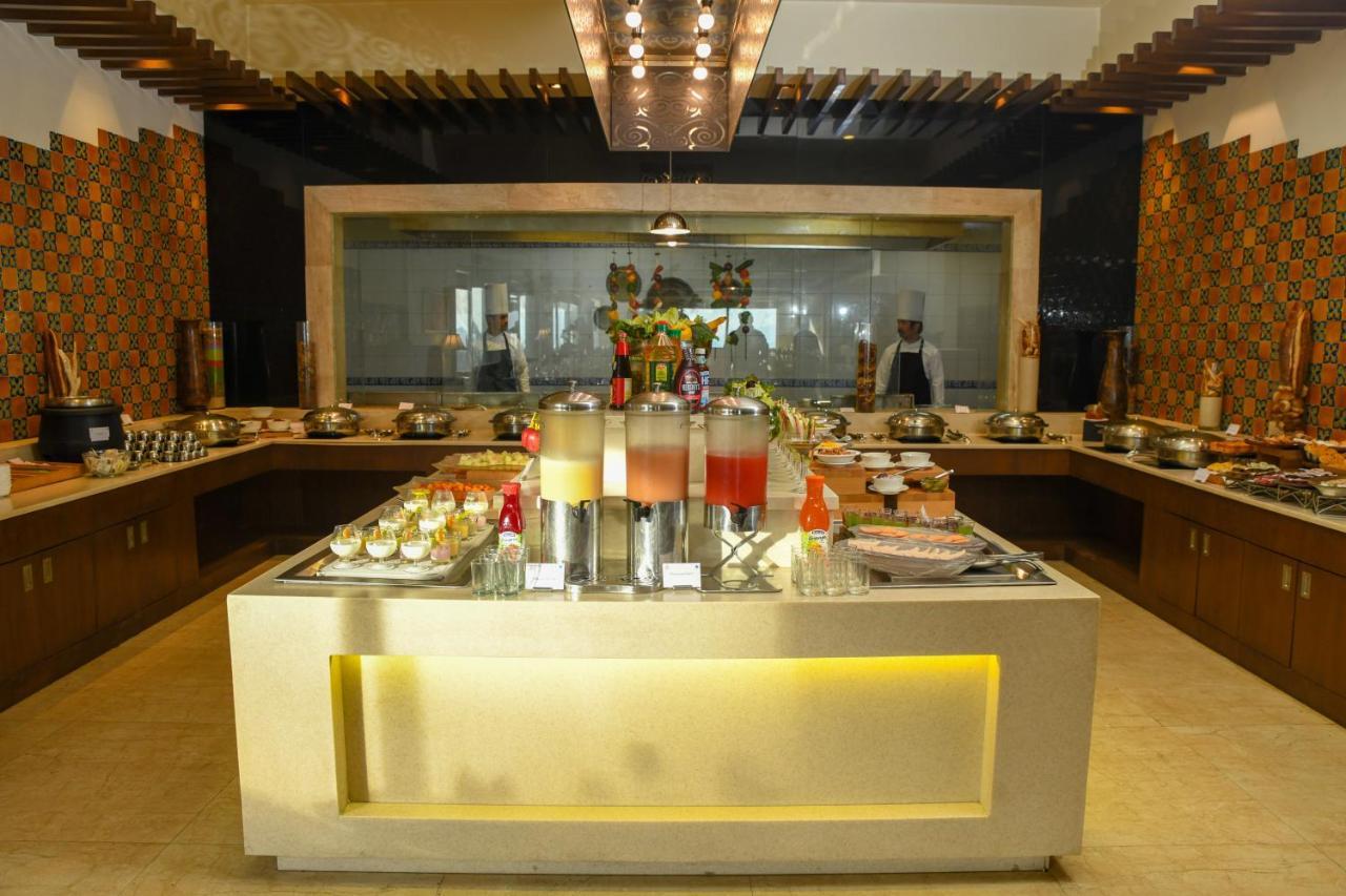 Royal Tulip Luxury Hotel, Kufri, Shimla Exterior foto