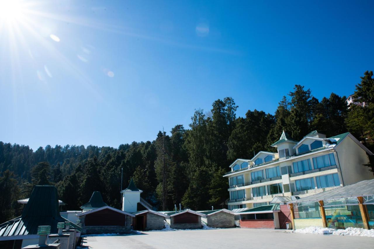 Royal Tulip Luxury Hotel, Kufri, Shimla Exterior foto