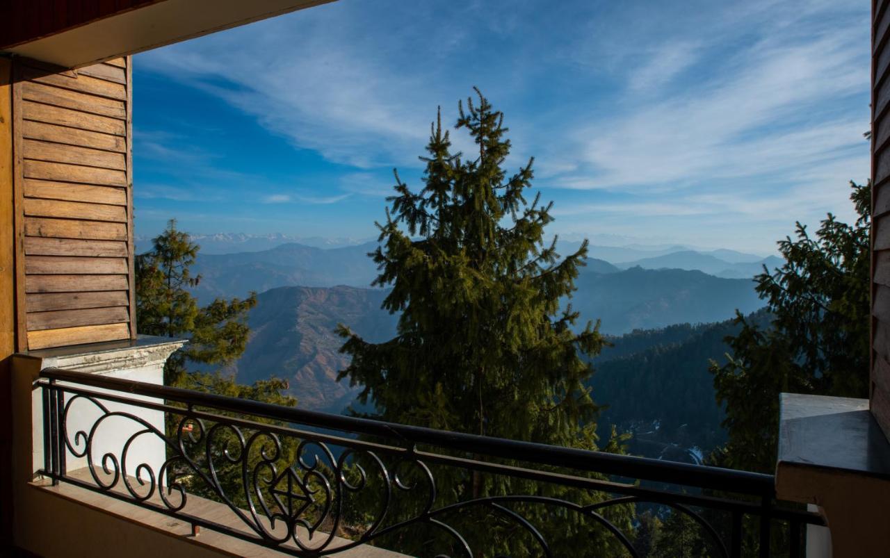 Royal Tulip Luxury Hotel, Kufri, Shimla Exterior foto