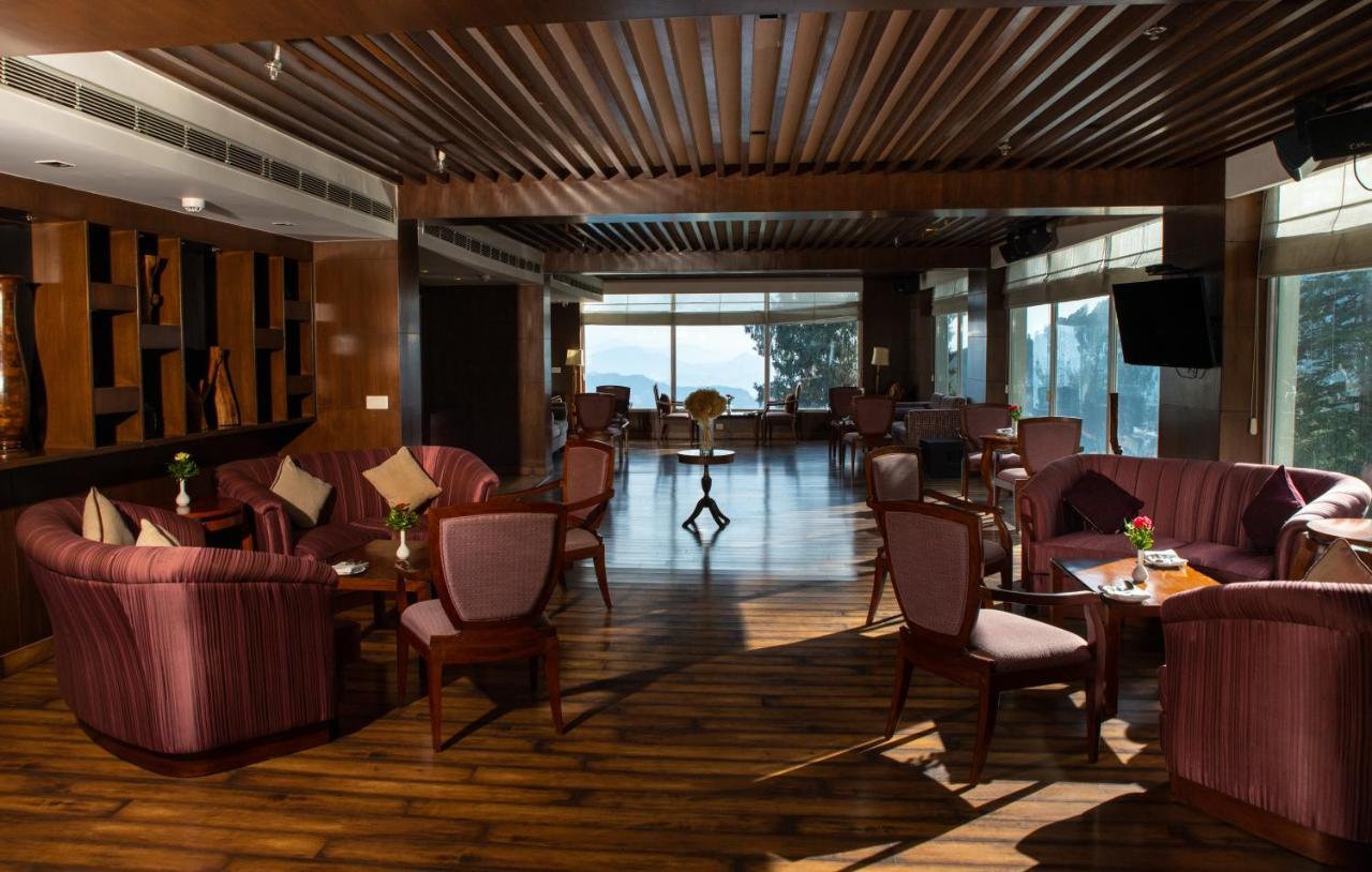 Royal Tulip Luxury Hotel, Kufri, Shimla Exterior foto